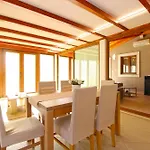 Kristina 1531 Apartman *