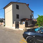 Kristina 1531 Apartman Pula