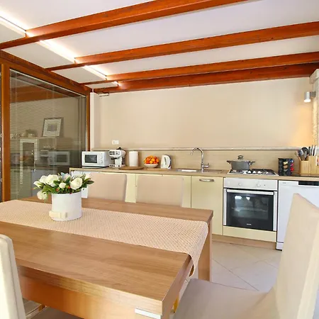 Kristina 1531 * 풀라