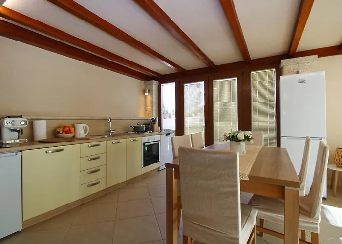 Kristina 1531 아파트