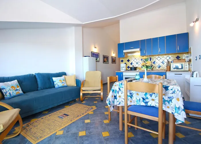 Kristina 1531 아파트 *