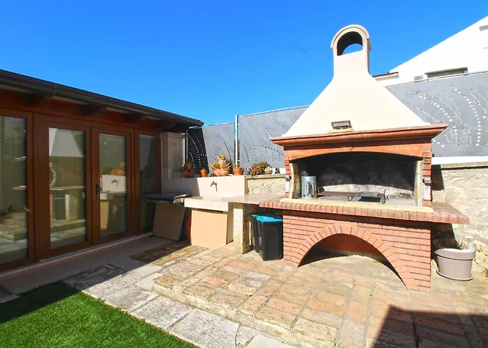 Kristina 1531 아파트 풀라