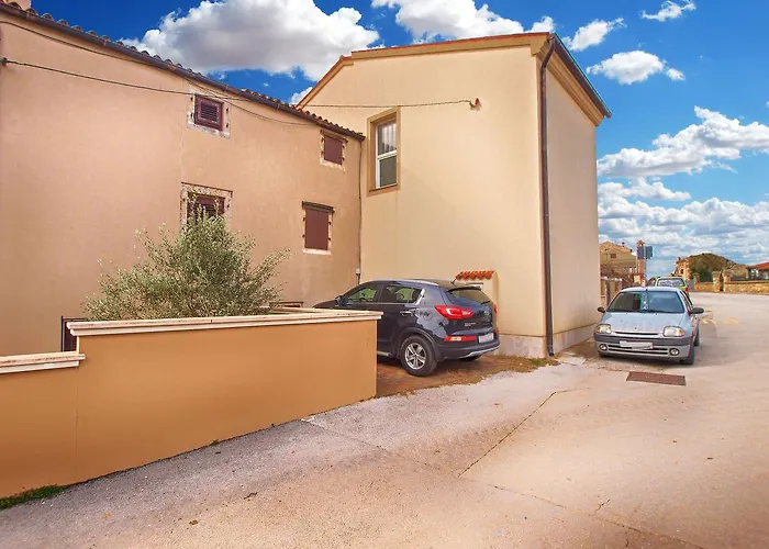 Kristina 1531 아파트 *